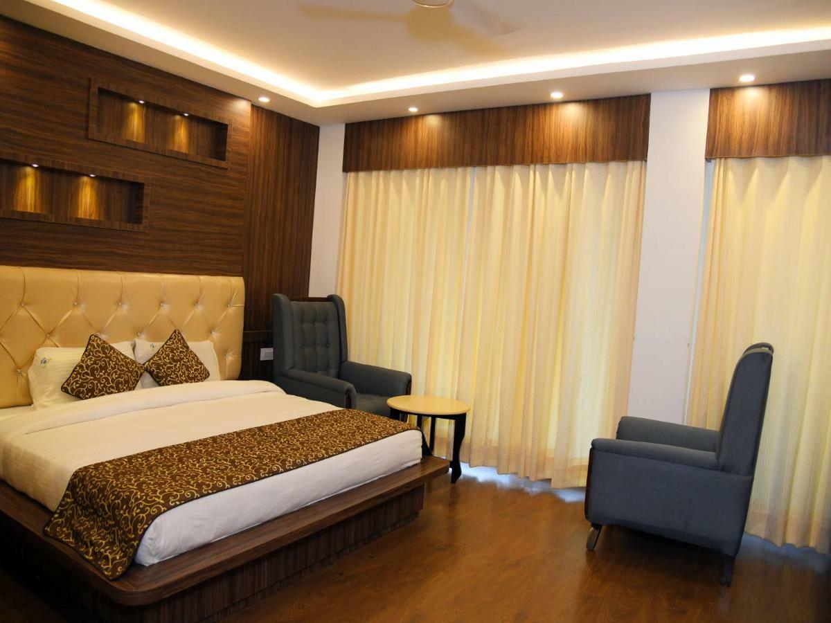 מקלוד גאנג' Hotel Trinity Heights מראה חיצוני תמונה