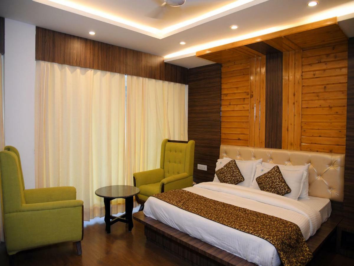מקלוד גאנג' Hotel Trinity Heights מראה חיצוני תמונה