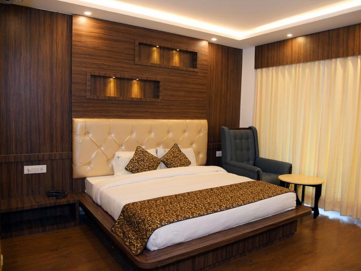 מקלוד גאנג' Hotel Trinity Heights מראה חיצוני תמונה